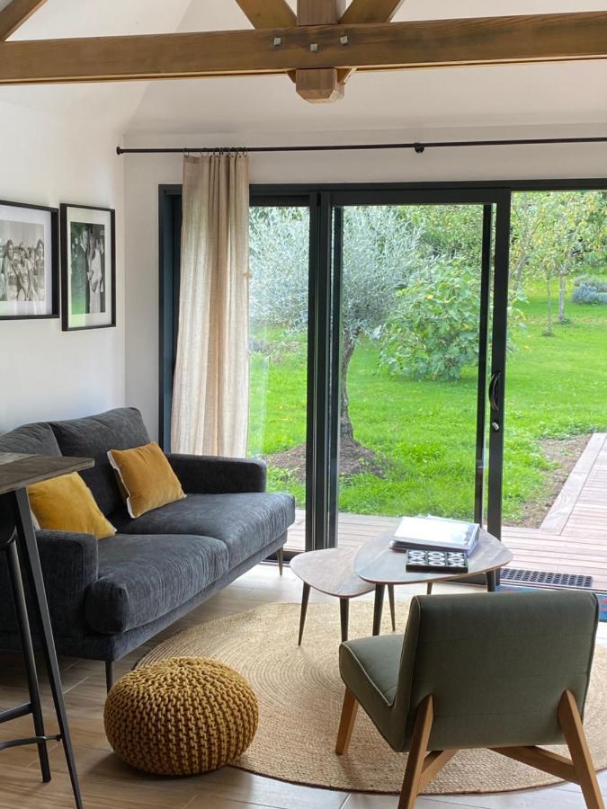 Le Clos Dauphinais Chez Laurette Quevert Exterior photo